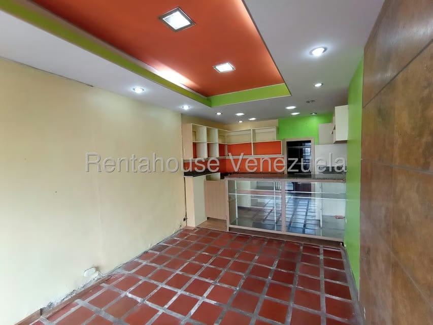 Comercial (Local Comercial) en Alquiler en Almarriera, Lara - 2