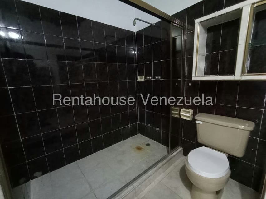 Comercial (Local Comercial) en Alquiler en Almarriera, Lara - 7