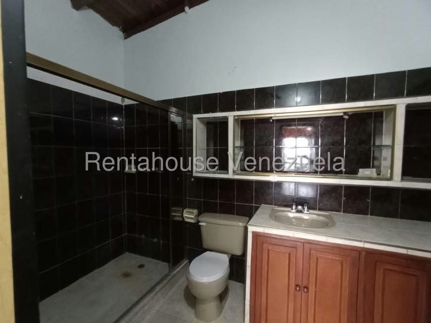 Comercial (Local Comercial) en Alquiler en Almarriera, Lara - 9
