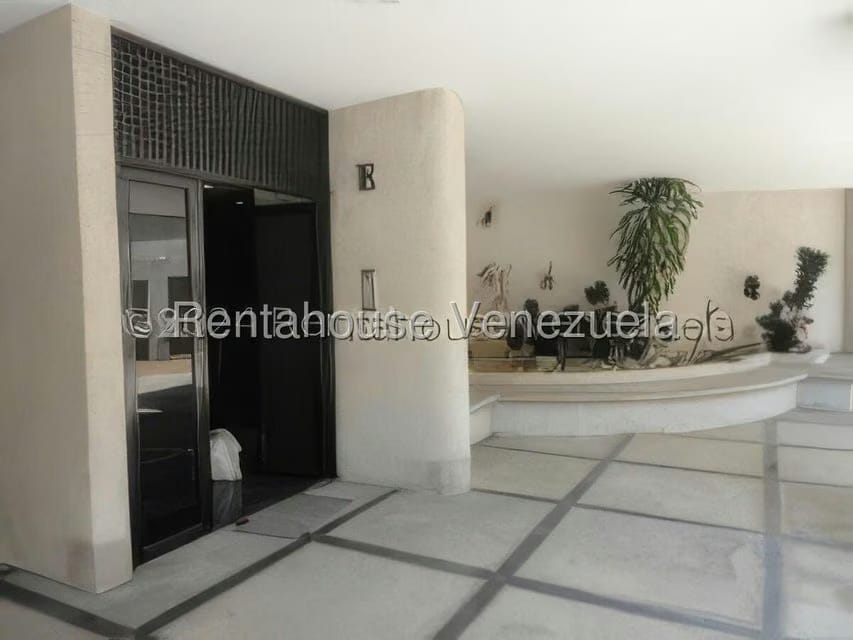 Apartamento (1 Nivel) en Venta en Miranda, Distrito Metropolitano - 3
