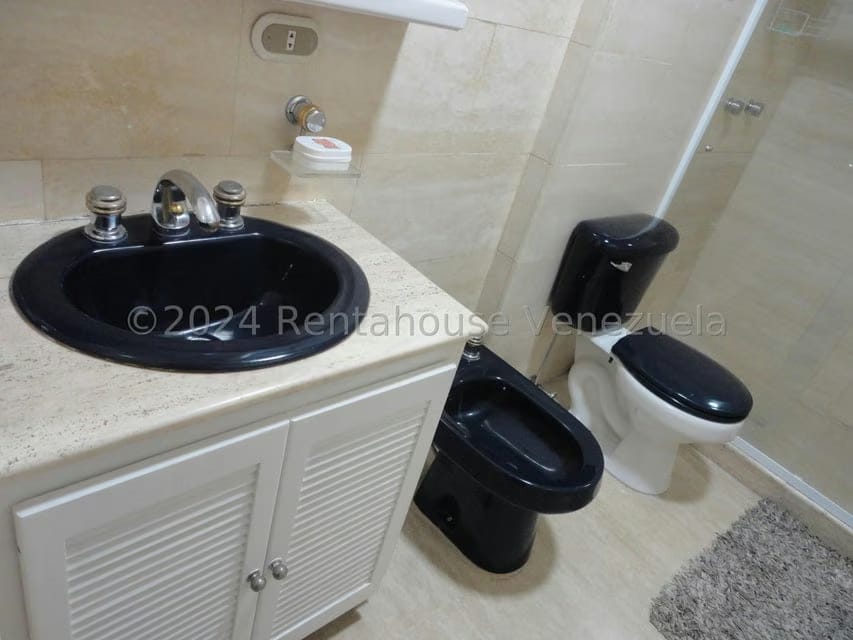 Apartamento (1 Nivel) en Venta en Miranda, Distrito Metropolitano - 22