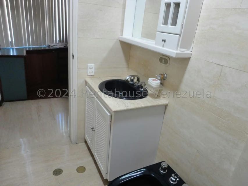 Apartamento (1 Nivel) en Venta en Miranda, Distrito Metropolitano - 23