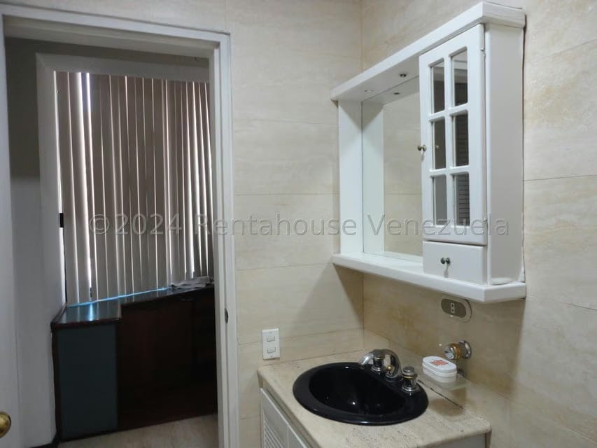 Apartamento (1 Nivel) en Venta en Miranda, Distrito Metropolitano - 24