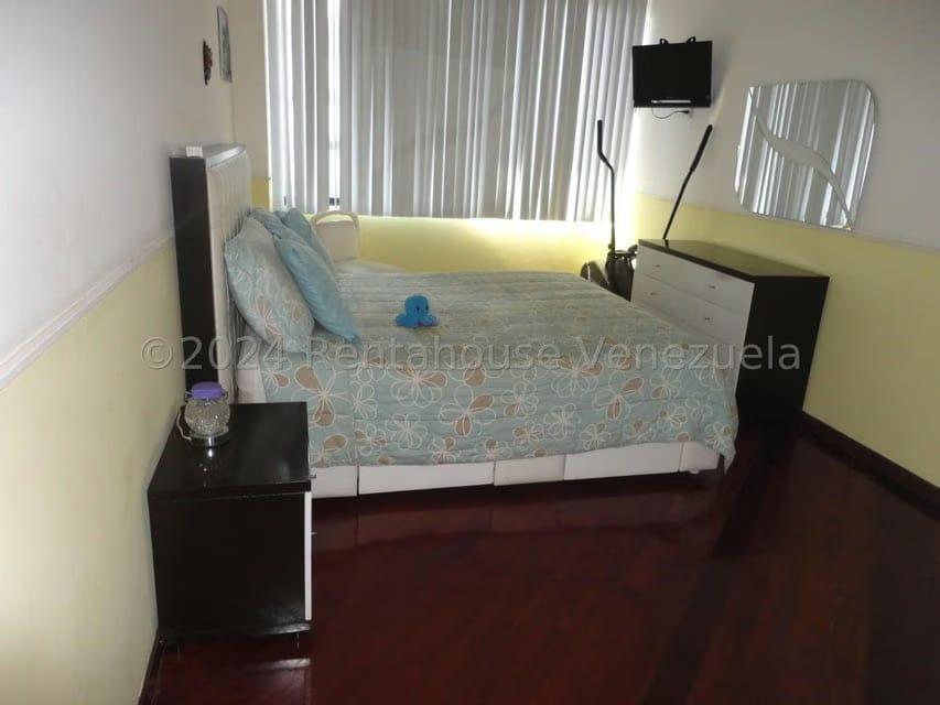 Apartamento (1 Nivel) en Venta en Miranda, Distrito Metropolitano - 25