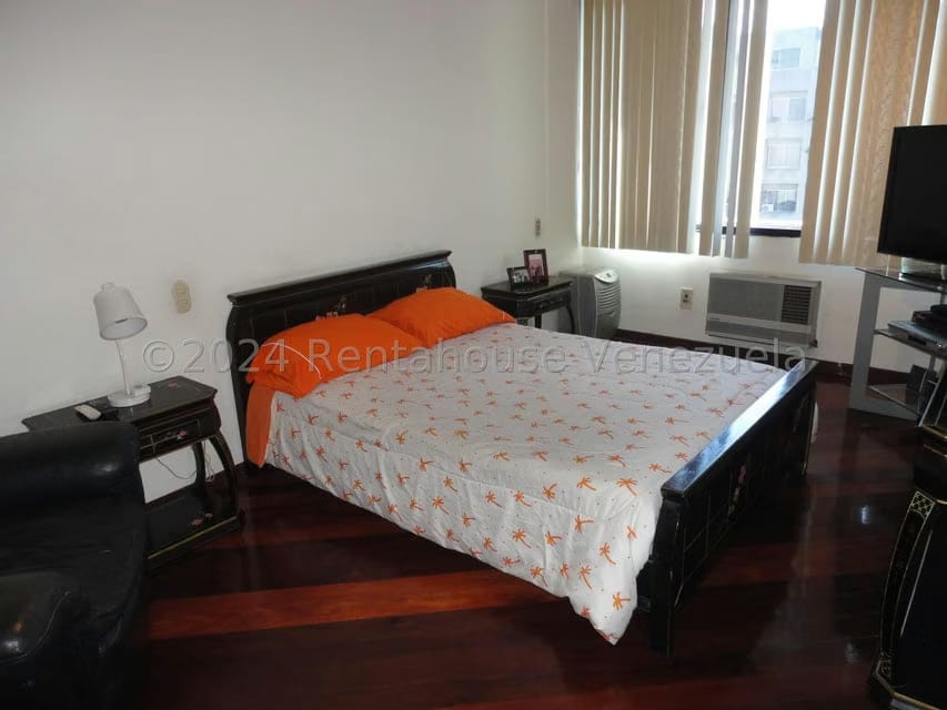 Apartamento (1 Nivel) en Venta en Miranda, Distrito Metropolitano - 30