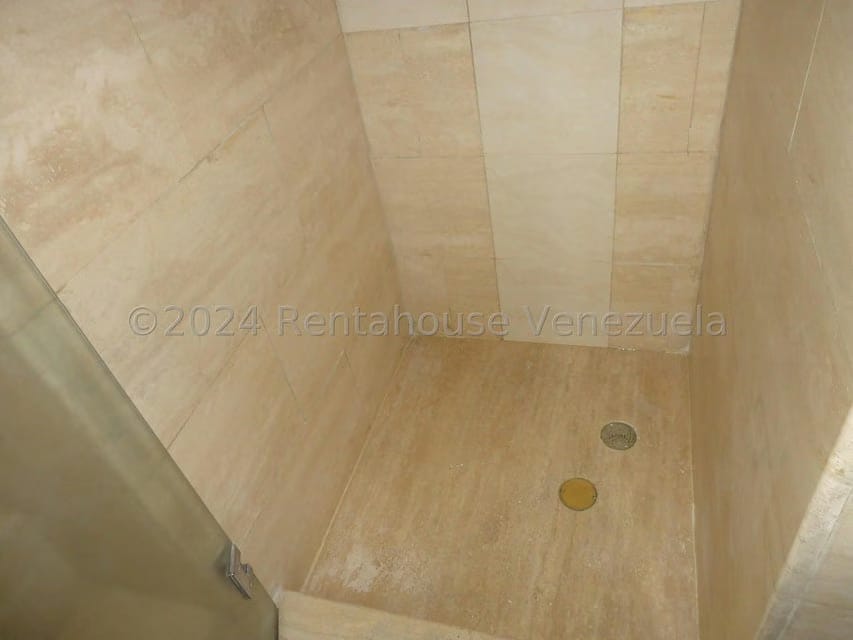 Apartamento (1 Nivel) en Venta en Miranda, Distrito Metropolitano - 35