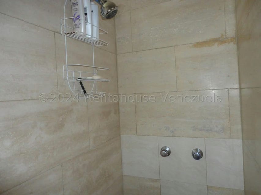 Apartamento (1 Nivel) en Venta en Miranda, Distrito Metropolitano - 36
