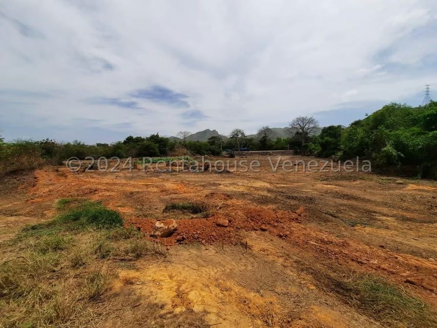 Terreno (Industrial) en Venta en Guatamare, Nueva Esparta - 4