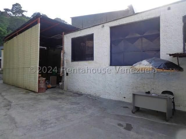 Comercial (Galpon - Deposito) en Venta en Mariche, Distrito Metropolitano - 2