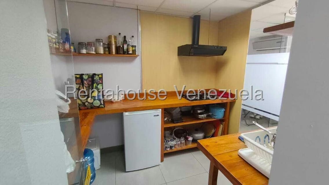 Comercial (Oficina) en Venta en Los Cortijos de Lourdes, Distrito Metropolitano - 18