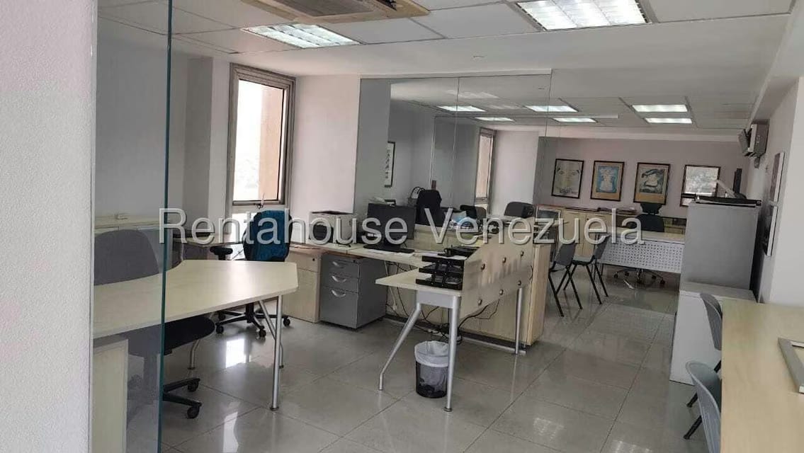 Comercial (Oficina) en Venta en Los Cortijos de Lourdes, Distrito Metropolitano - 3