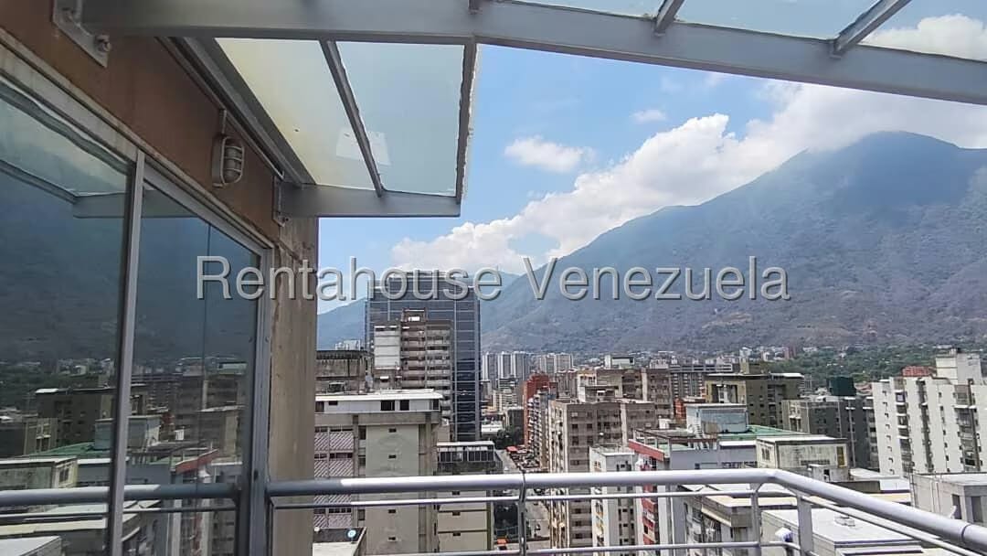 Comercial (Oficina) en Venta en Los Cortijos de Lourdes, Distrito Metropolitano - 21