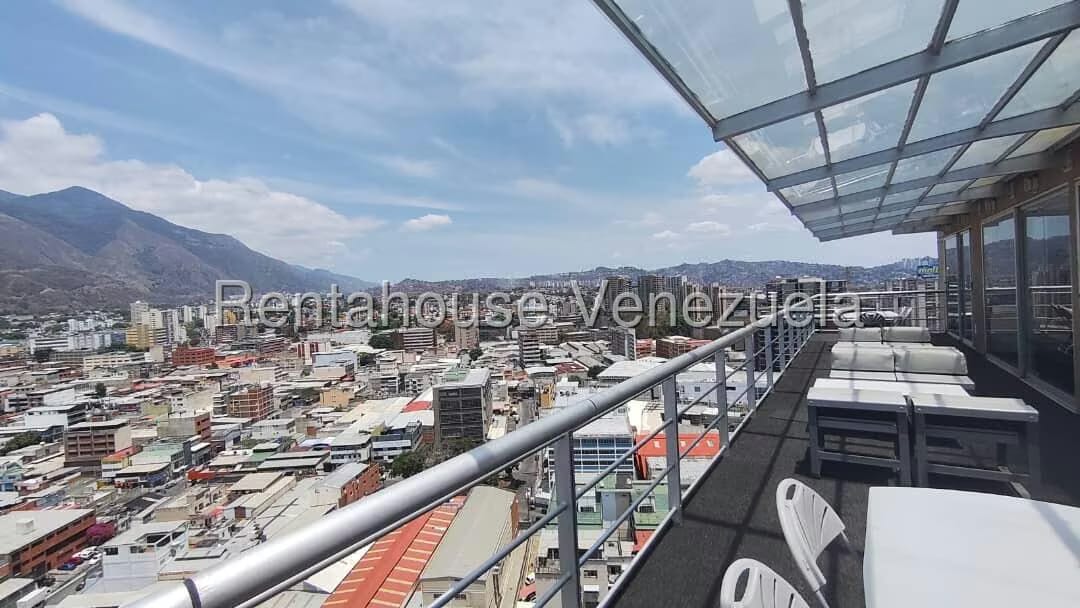 Comercial (Oficina) en Venta en Los Cortijos de Lourdes, Distrito Metropolitano - 26