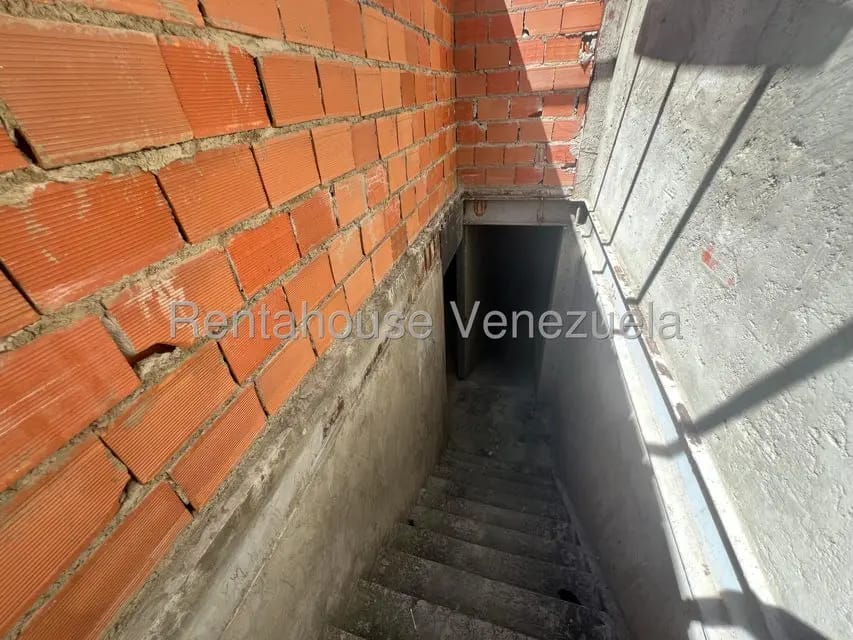 Comercial (Galpon - Deposito) en Venta en Parroquia Altagracia, Distrito Metropolitano - 2