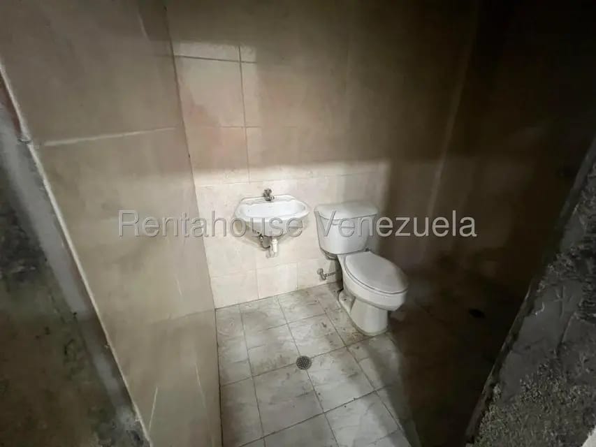 Comercial (Galpon - Deposito) en Venta en Parroquia Altagracia, Distrito Metropolitano - 12