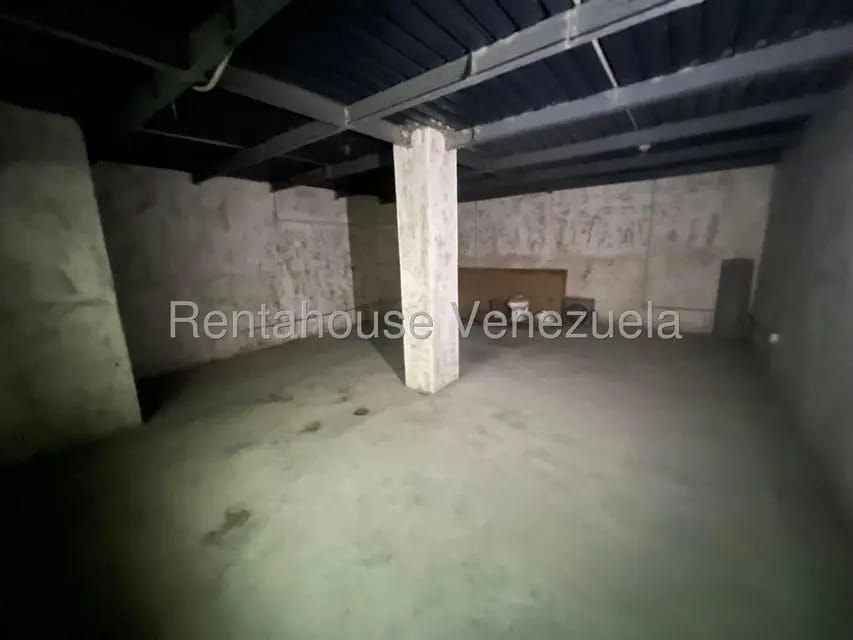Comercial (Galpon - Deposito) en Venta en Parroquia Altagracia, Distrito Metropolitano - 13