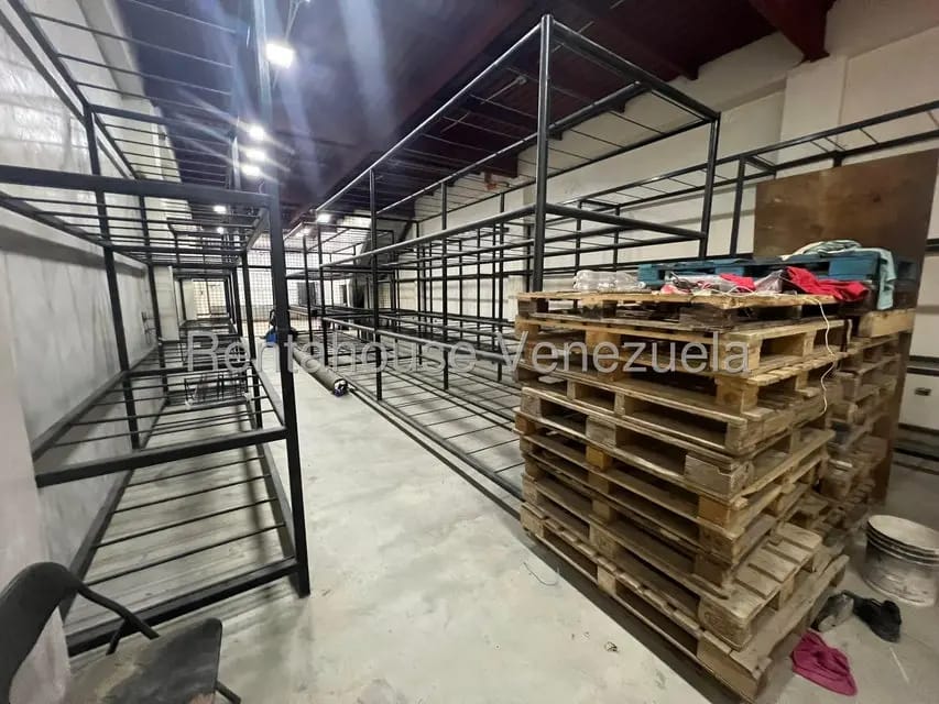 Comercial (Galpon - Deposito) en Venta en Parroquia Altagracia, Distrito Metropolitano - 15