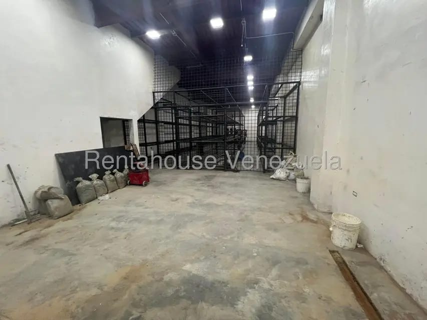 Comercial (Galpon - Deposito) en Venta en Parroquia Altagracia, Distrito Metropolitano - 16