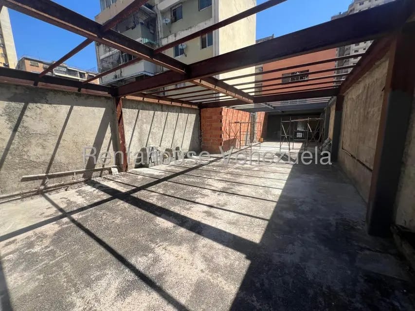Comercial (Galpon - Deposito) en Venta en Parroquia Altagracia, Distrito Metropolitano - 4