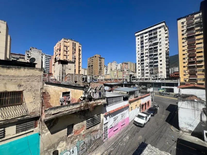 Comercial (Galpon - Deposito) en Venta en Parroquia Altagracia, Distrito Metropolitano - 6