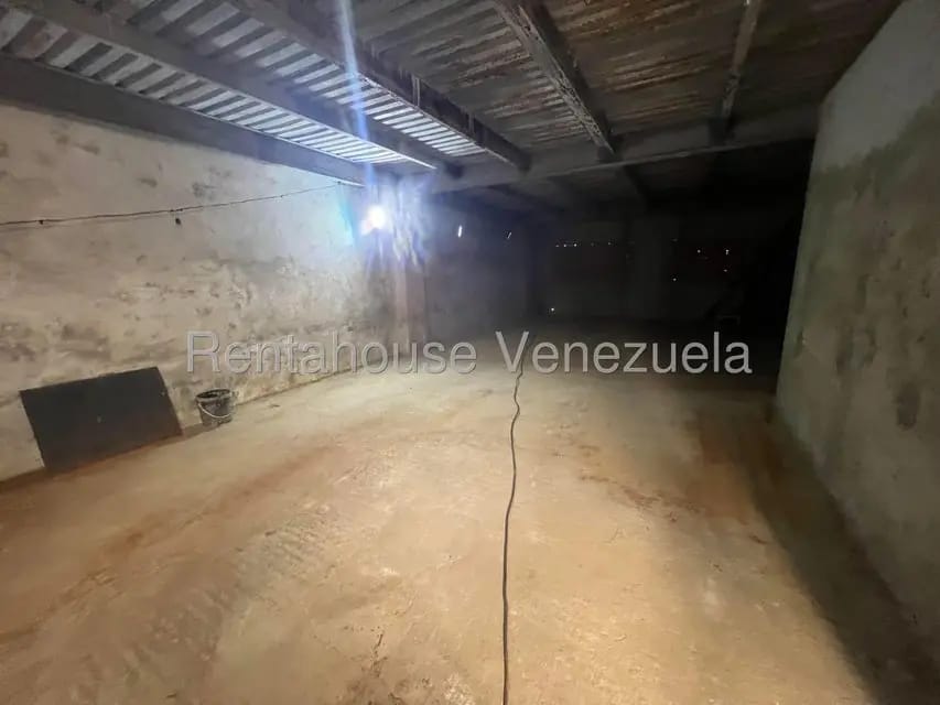 Comercial (Galpon - Deposito) en Venta en Parroquia Altagracia, Distrito Metropolitano - 9