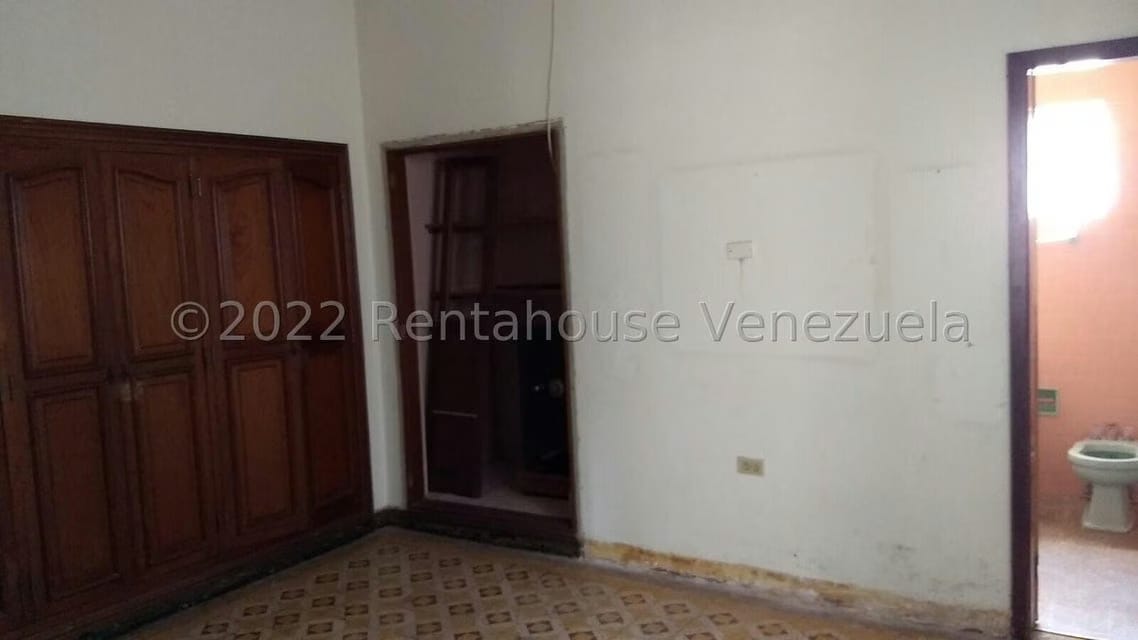 Casa (Colonial) en Venta en Avenida Baralt, Zulia - 21
