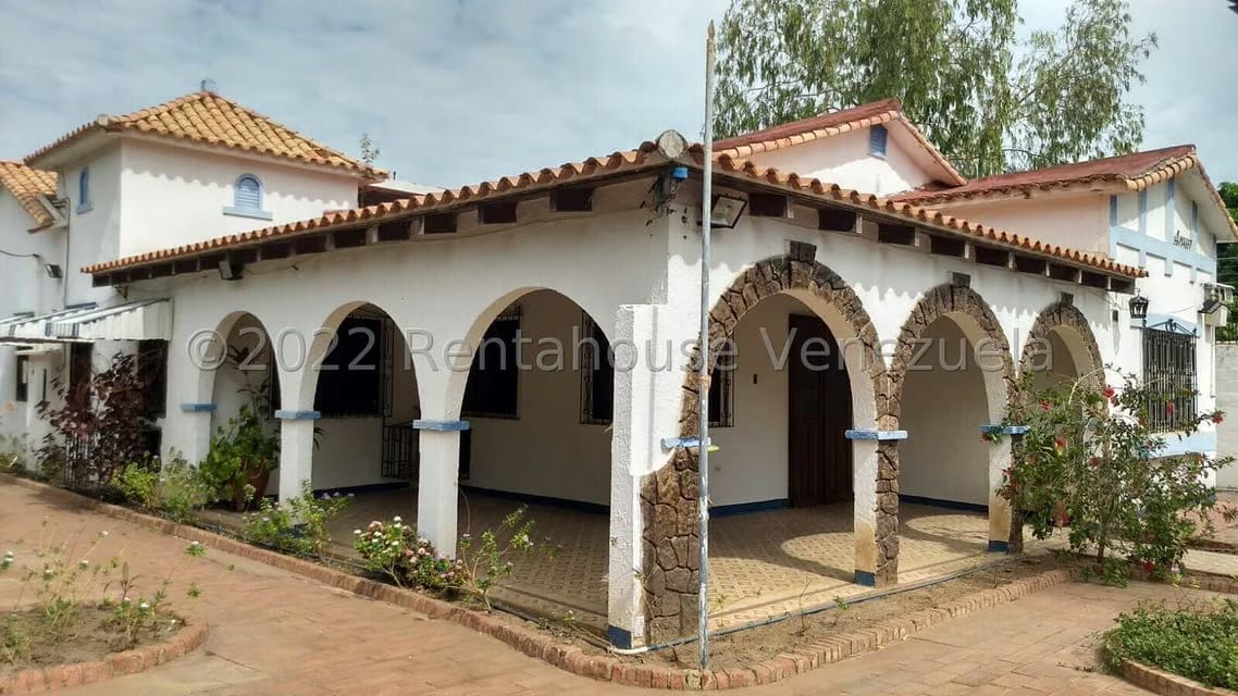 Casa (Colonial) en Venta en Avenida Baralt, Zulia - 29