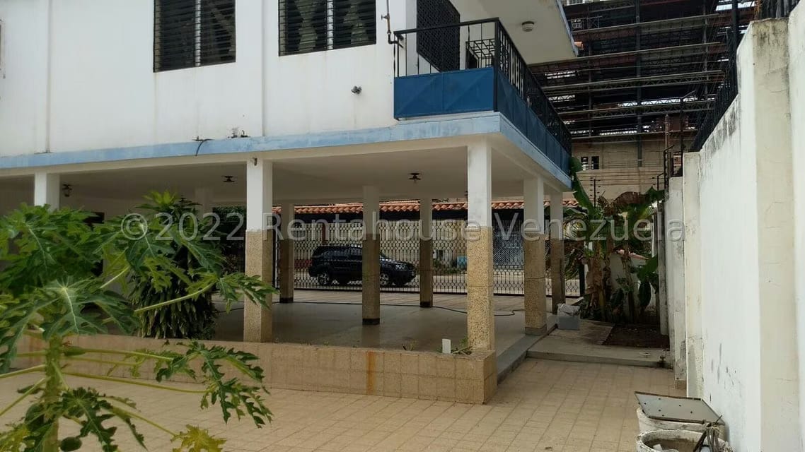 Casa (Colonial) en Venta en Avenida Baralt, Zulia - 37