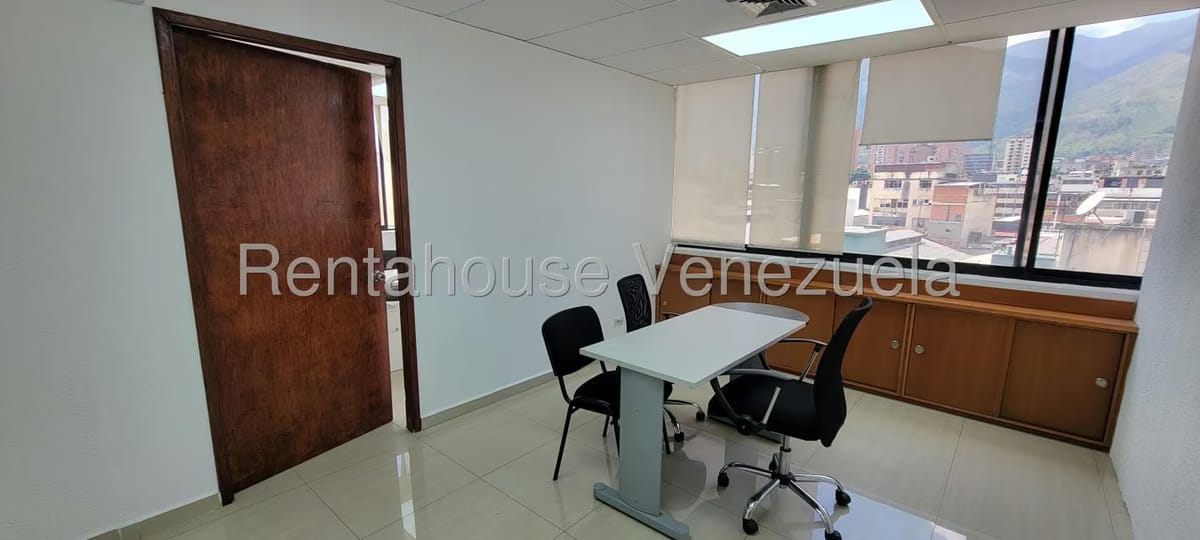 Comercial (Local Comercial) en Alquiler en Boleita Sur, Distrito Metropolitano - 14
