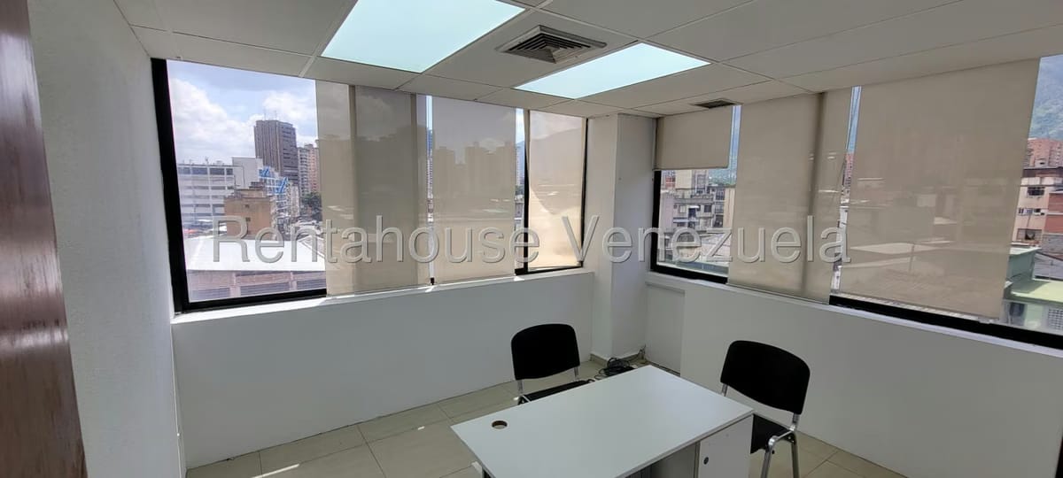 Comercial (Local Comercial) en Alquiler en Boleita Sur, Distrito Metropolitano - 18