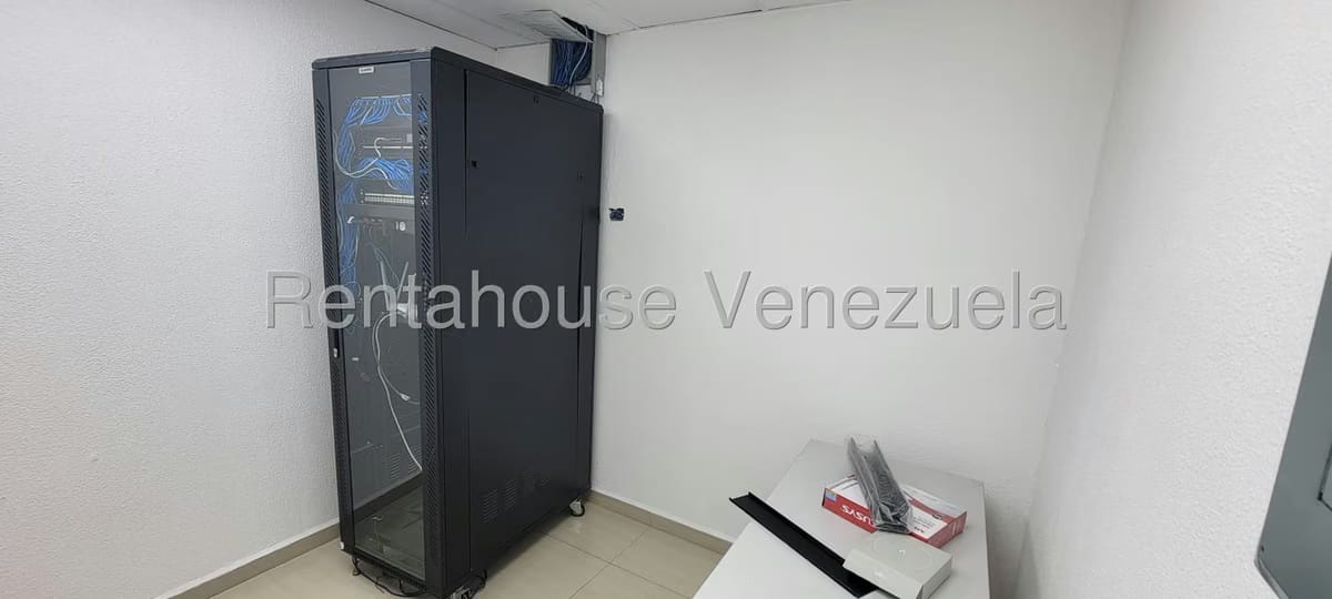 Comercial (Local Comercial) en Alquiler en Boleita Sur, Distrito Metropolitano - 4