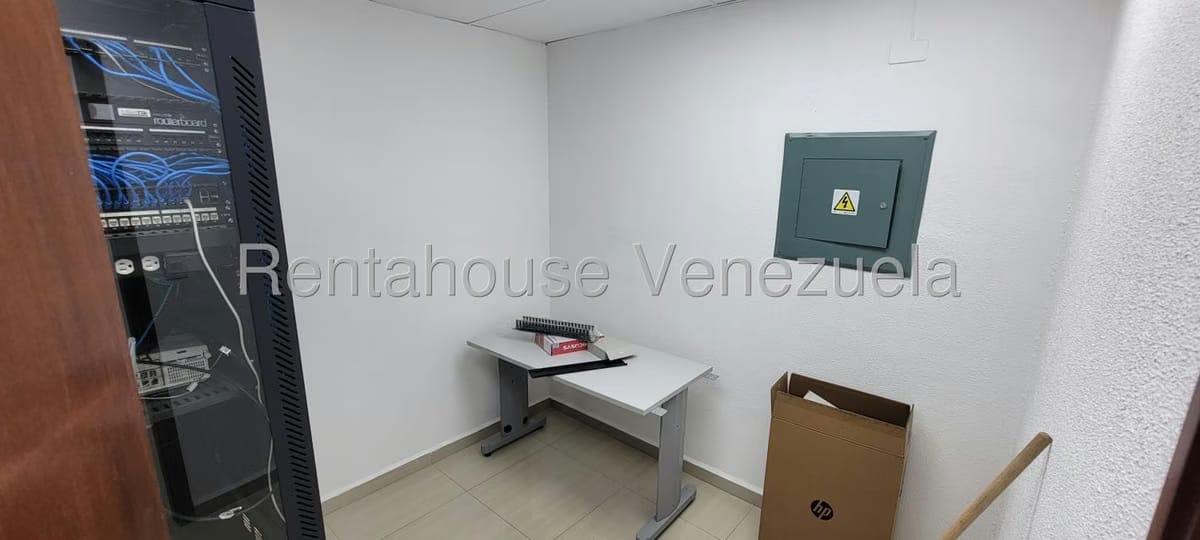Comercial (Local Comercial) en Alquiler en Boleita Sur, Distrito Metropolitano - 5