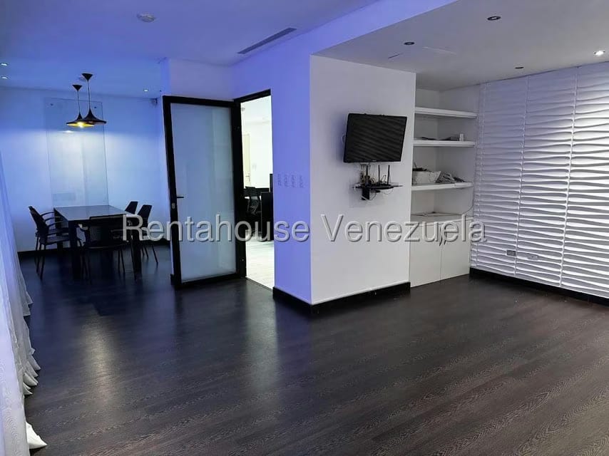 Comercial (Oficina) en Venta en Los Samanes, Distrito Metropolitano - 9