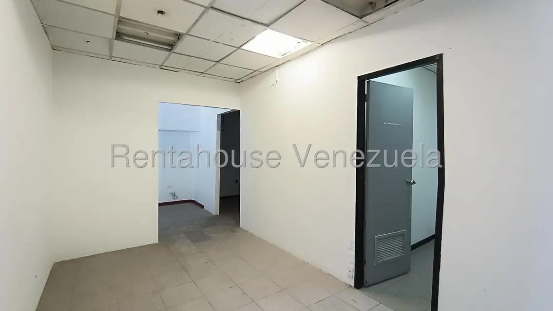 Comercial (Local Comercial) en Alquiler en Centro, Lara - 11