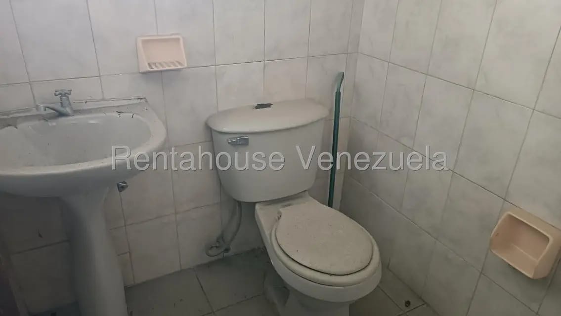 Comercial (Local Comercial) en Alquiler en Centro, Lara - 16