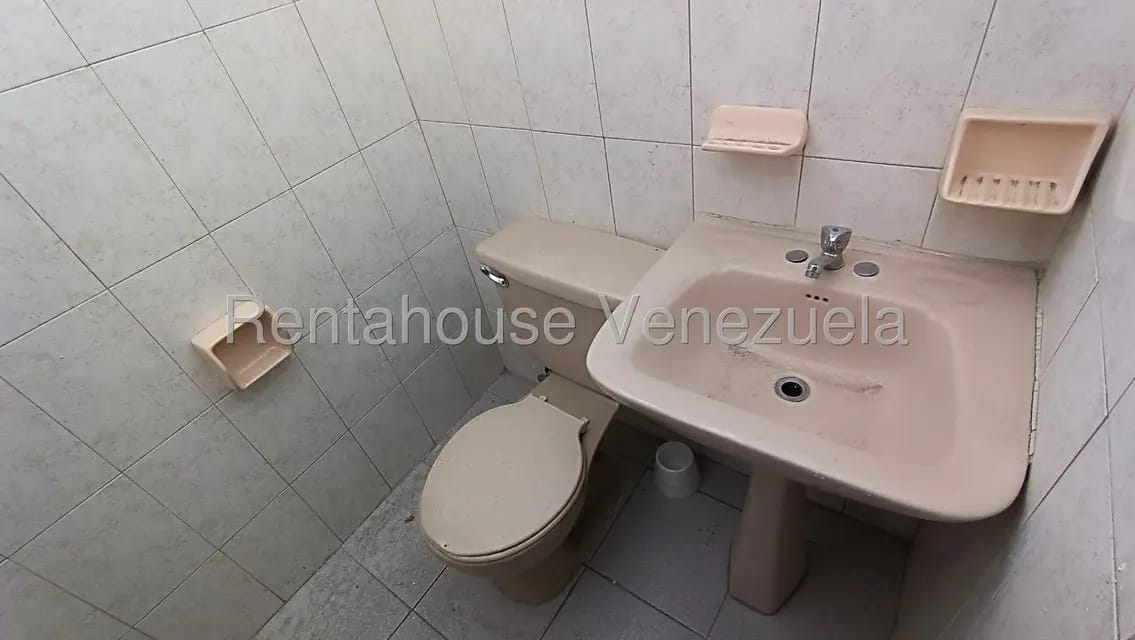 Comercial (Local Comercial) en Alquiler en Centro, Lara - 22