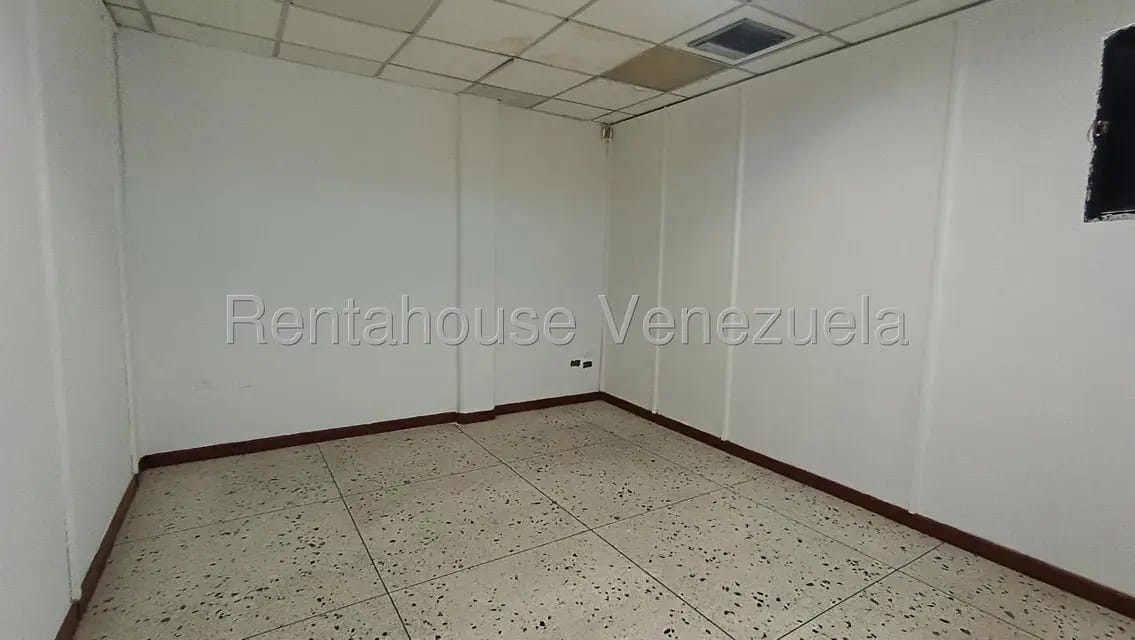 Comercial (Local Comercial) en Alquiler en Centro, Lara - 24