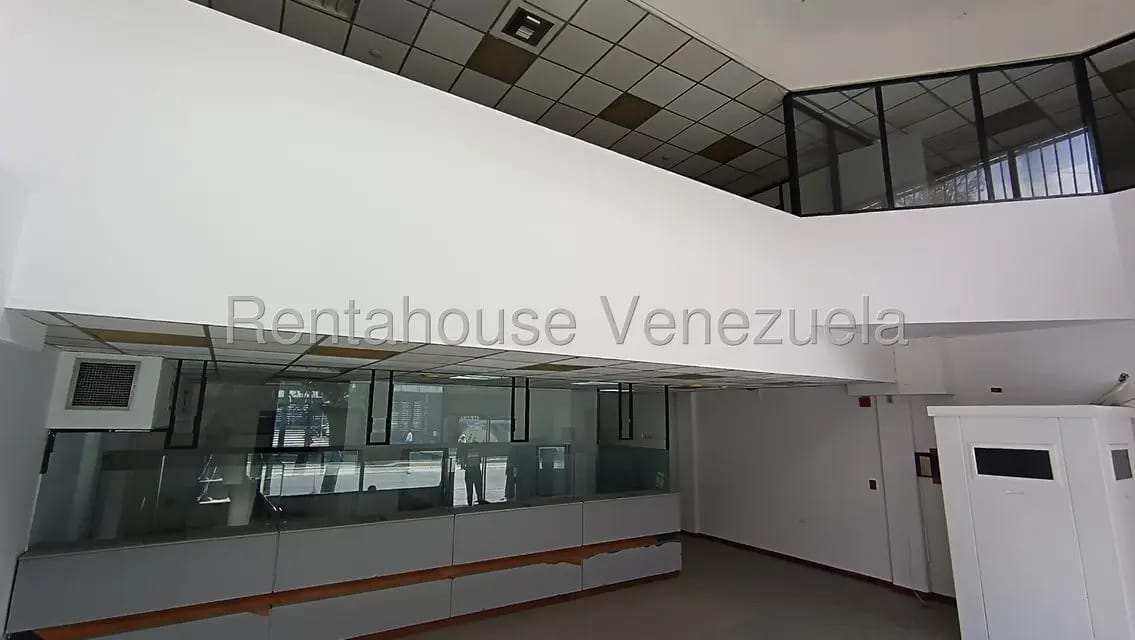 Comercial (Local Comercial) en Alquiler en Centro, Lara - 4