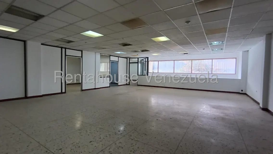 Comercial (Local Comercial) en Alquiler en Centro, Lara - 9