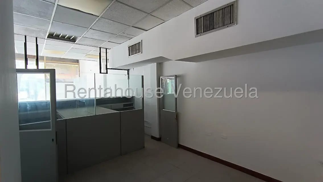 Comercial (Local Comercial) en Alquiler en Centro, Lara - 10
