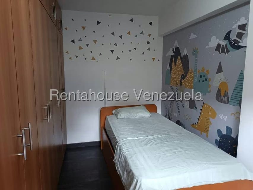Apartamento (1 Nivel) en Alquiler en Colinas de Bello Monte, Distrito Metropolitano - 24
