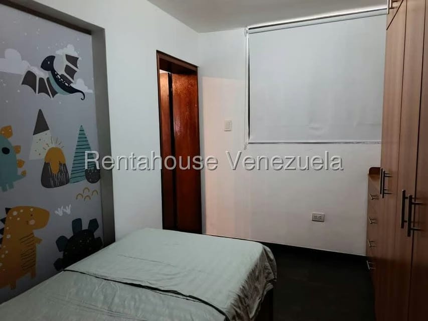 Apartamento (1 Nivel) en Alquiler en Colinas de Bello Monte, Distrito Metropolitano - 26