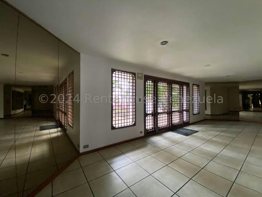 Apartamento (1 Nivel) en Venta en Macaracuay, Distrito Metropolitano - 2