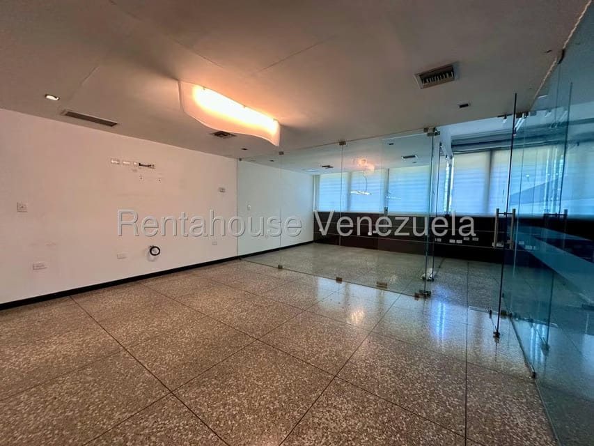 Comercial (Oficina) en Alquiler en La Trinidad, Distrito Metropolitano - 16