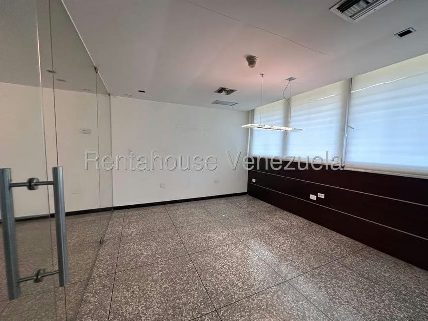 Comercial (Oficina) en Alquiler en La Trinidad, Distrito Metropolitano - 20