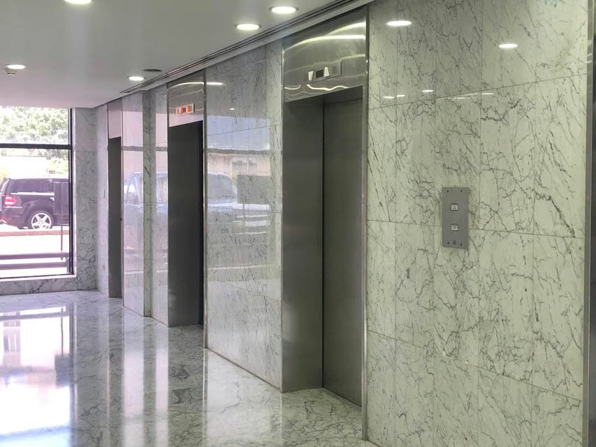 Comercial (Oficina) en Venta en Chuao, Distrito Metropolitano - 3