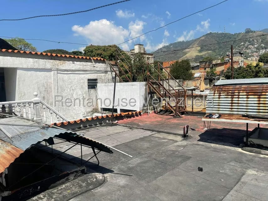 Casa (Multipes Niveles) en Venta en La Pastora, Distrito Metropolitano - 21