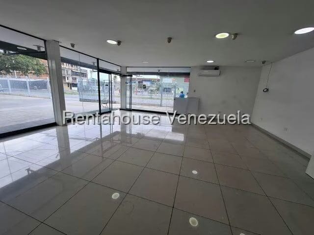 Comercial (Local Comercial) en Alquiler en Araure, Portuguesa - 5