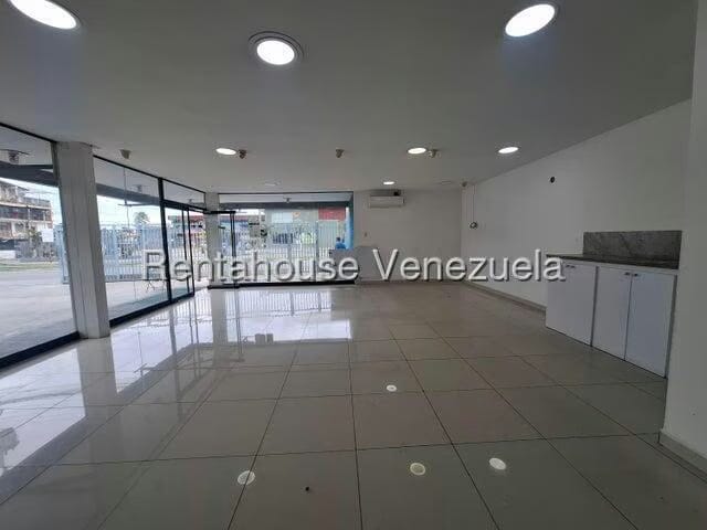 Comercial (Local Comercial) en Alquiler en Araure, Portuguesa - 9