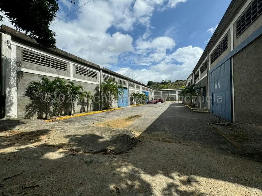 Comercial (Galpon - Deposito) en Venta en Guatire, Miranda - 4